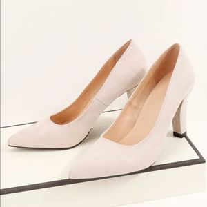 Point Toe Court Pumps - Size 7.5